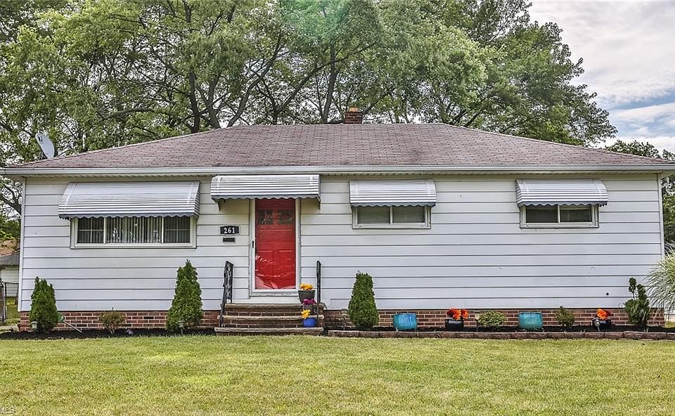 1st image of 261 Bexley Dr