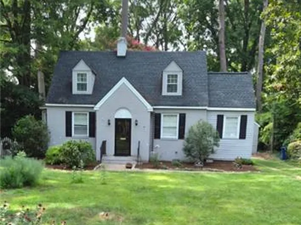 264 James River Dr, Newport News, VA 23601