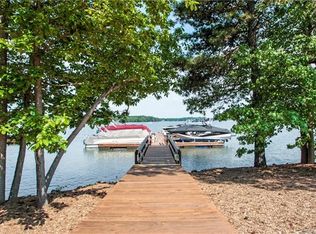 9043 Garrison Rd, Sherrills Ford, NC 28673