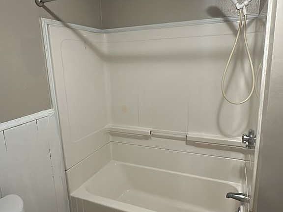 4th image of 99 Oak St #1L
