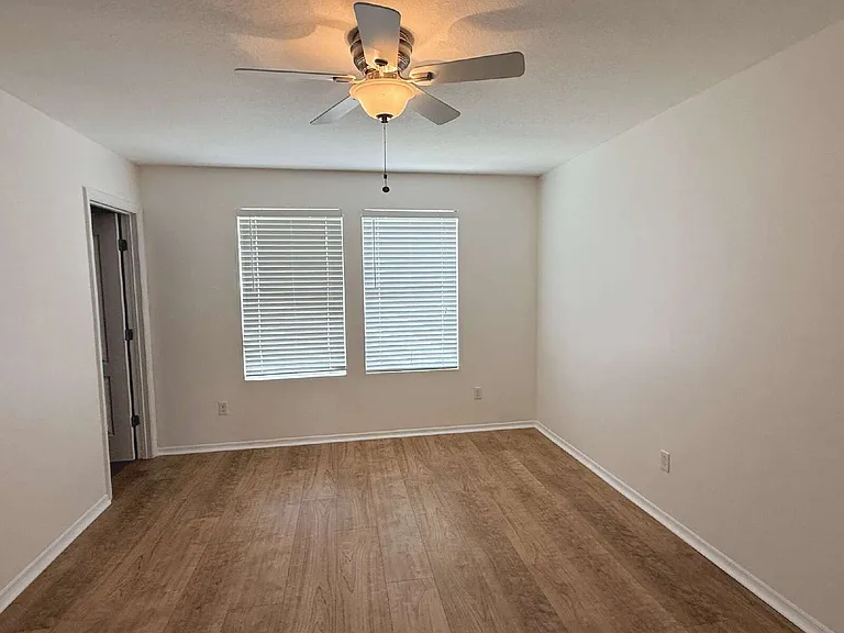 728 Cabernet Pl — Photo 14