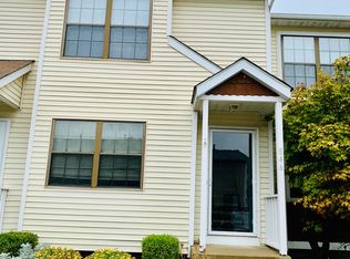 846 Soramill Ln #46E, Worthington, OH 43085
