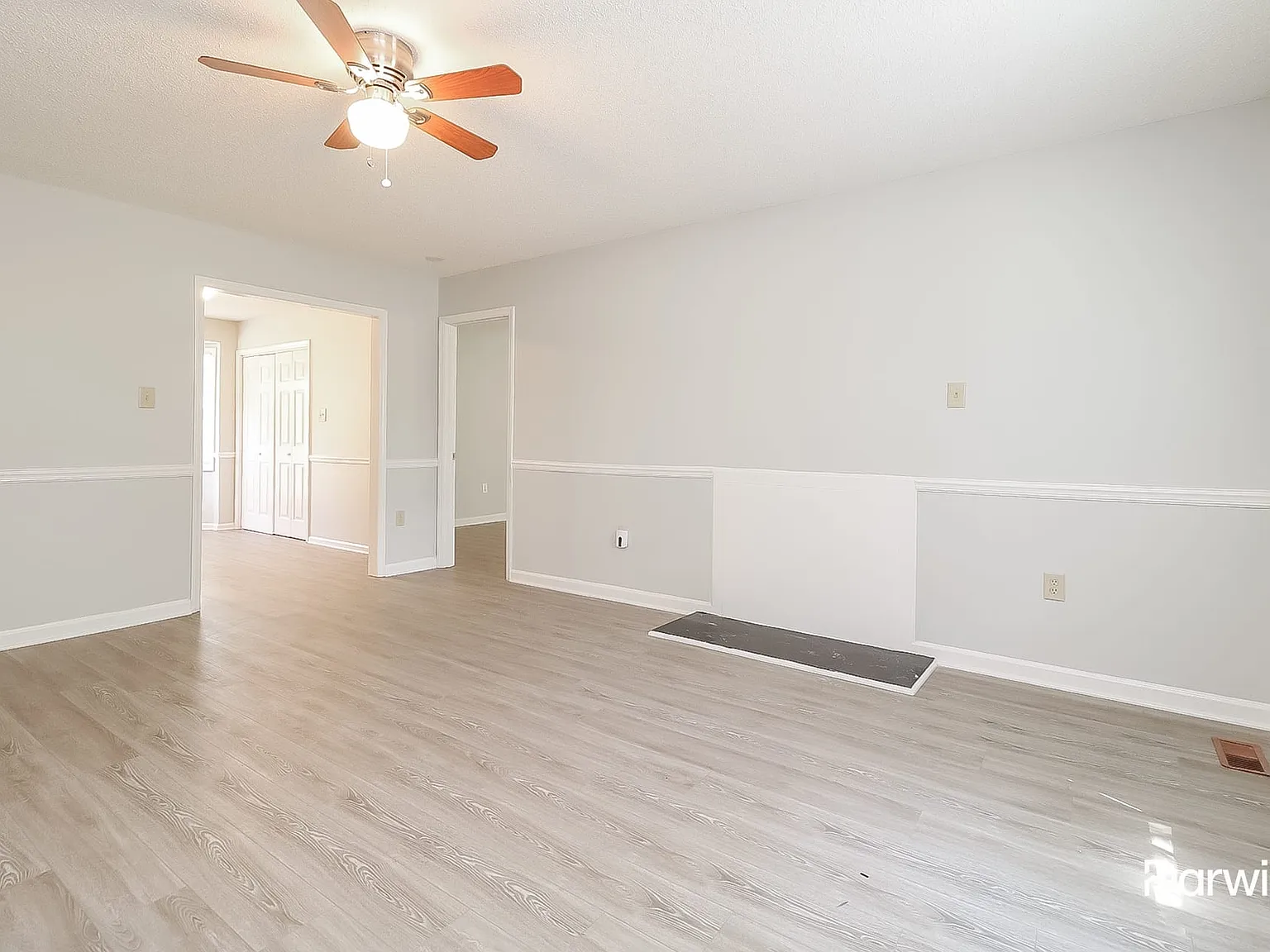 3 bed, 2.0 bath, 1161 sqft, $1,575 — Photo 4
