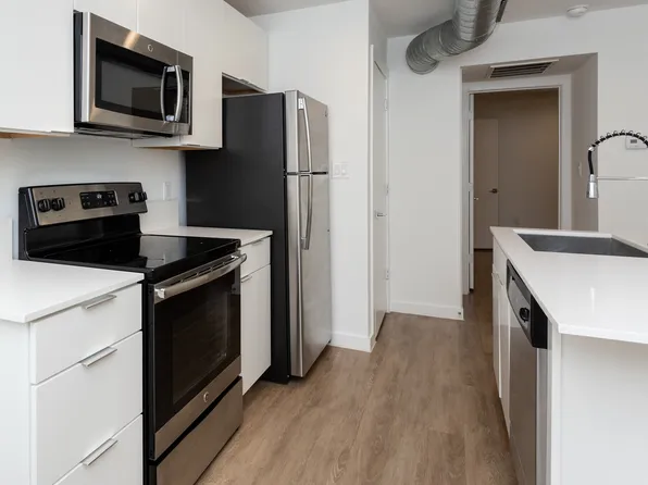 The District, 4505 Cedar Springs Rd #427e3ce24, Dallas, TX 75219