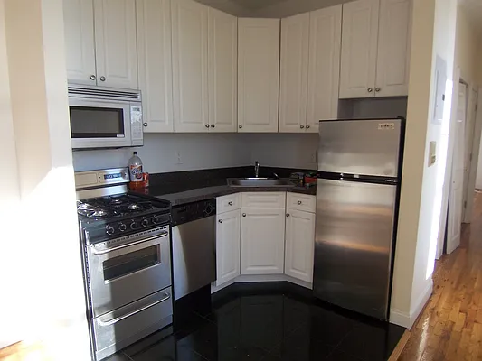 Rented by Guidance Realty Corp. | media 8