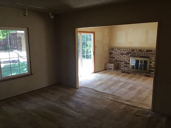 3rd image of 3537 Boysol Ct
