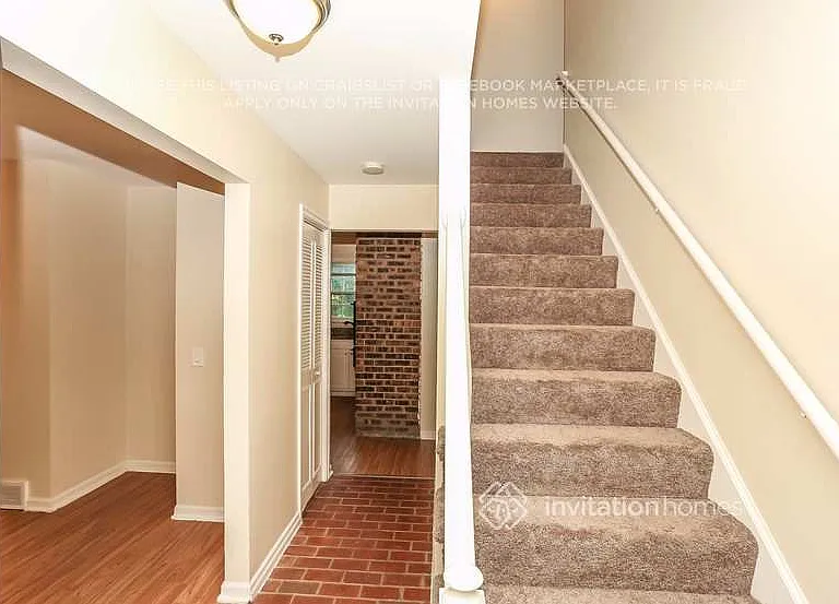 1159 Blackhawk Dr — Photo 4