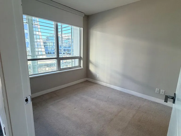655 W 41st Ave #303 — Photo 9