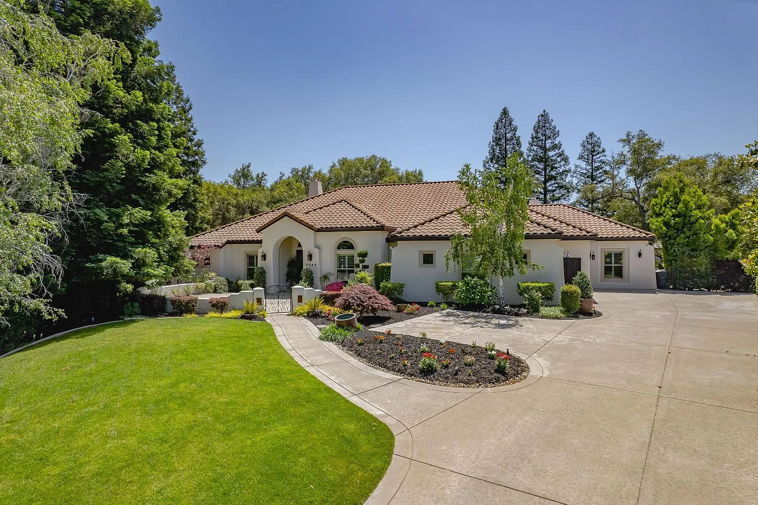 9989 Granite Woods Ct photo 1
