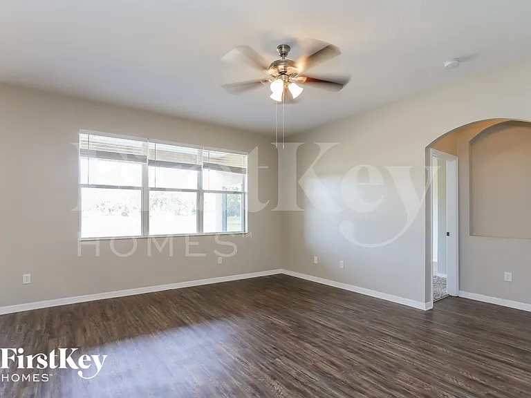 1144 Emerald Hill Way — Photo 3