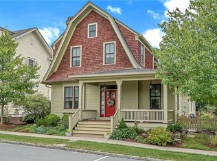 4 Hudson St, Warwick, NY 10990