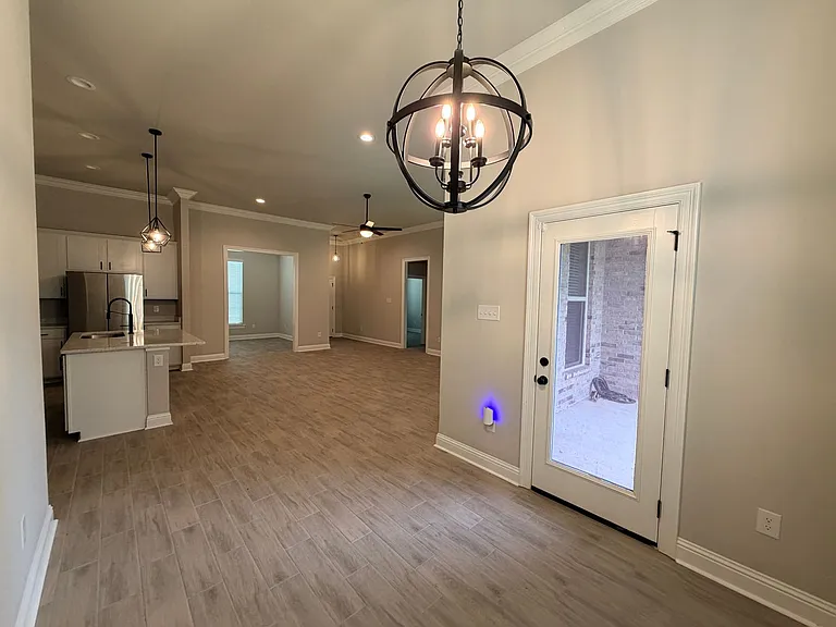 277 Saint Edmunds Way — Photo 10