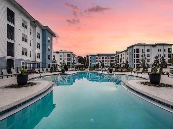 435 Encore Way #1217