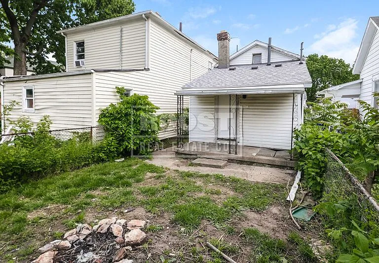 35 Neal Ave — Photo 2