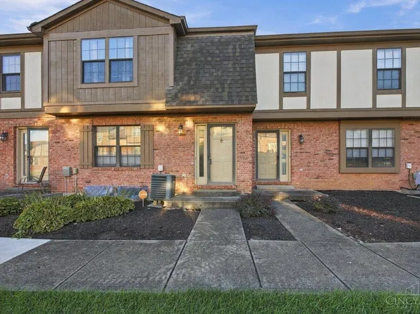 14 Fairgreen Cir, Fairfield, OH 45014