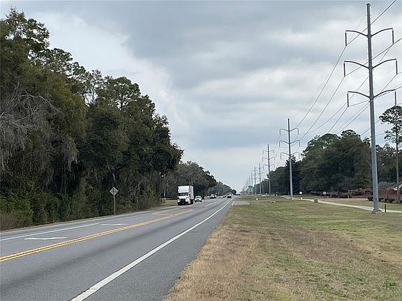 4th image of 8717 SW Archer Rd