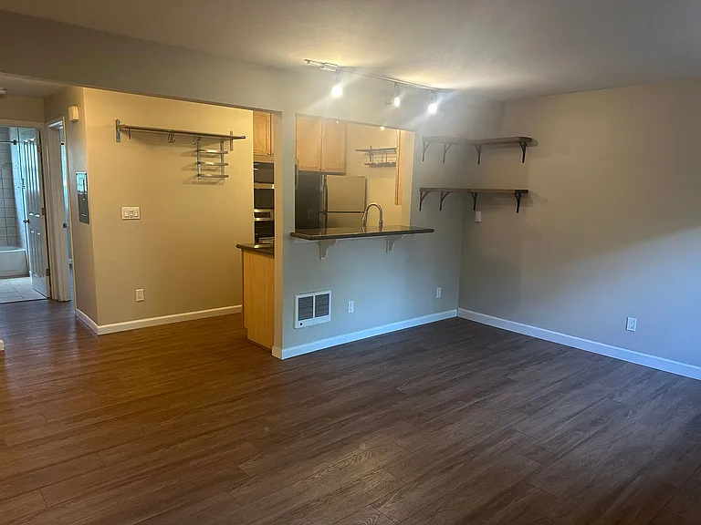 3636 Evanston Ave N #3 — Photo 3