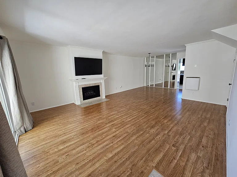 1200 Opal St — Photo 5