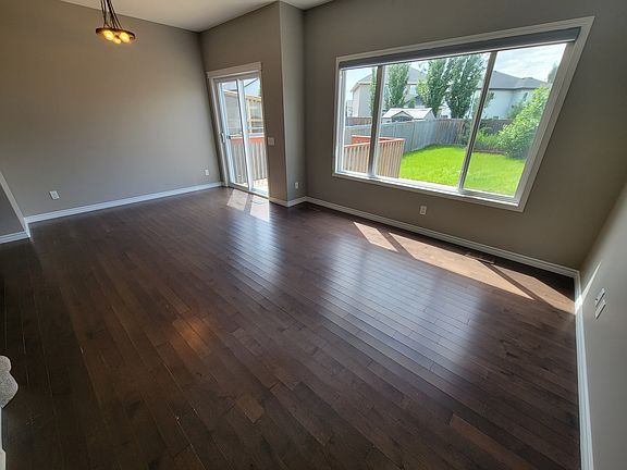4th image of 18060 85th St NW