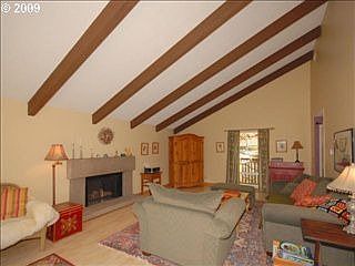 2nd image of 2820 Spring Blvd