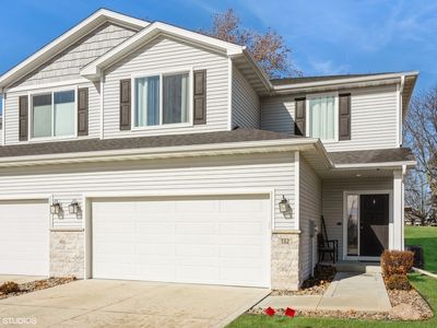 132 Keeneland Ct, Pleasant Hill, IA, 50327
