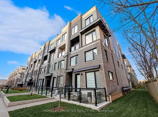 3562 Colonial Dr #13, Mississauga, ON L5L0C1