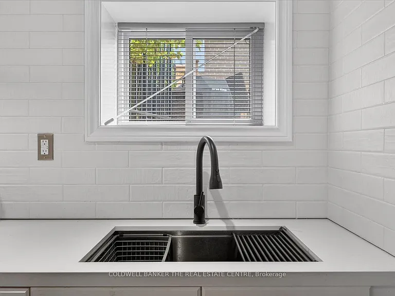 117 Bolton Ave — Photo 17