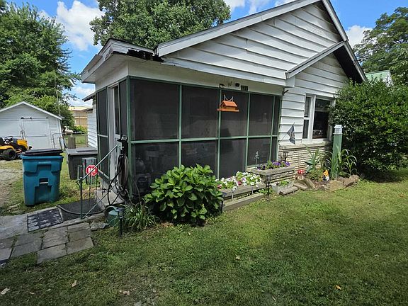 4th image of 1125 S Main Avenue