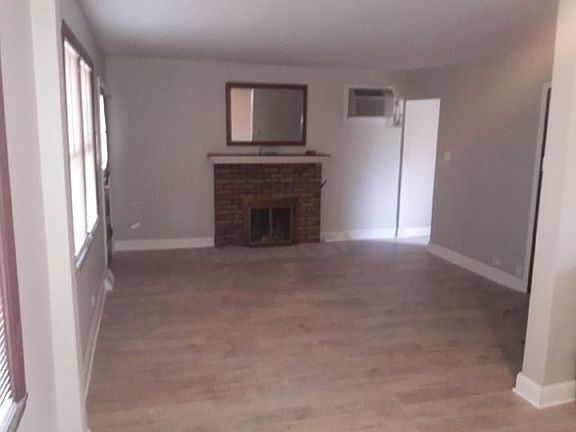 4th image of 3415 N Panama Ave