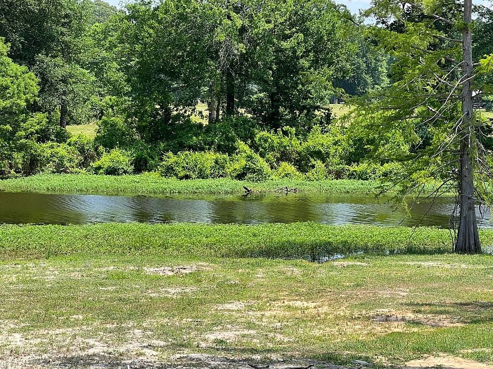 1st image of 325 Valerie Ln #3