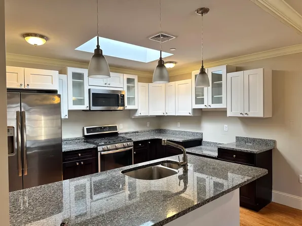 300 Main St #209, Woburn, MA 01801