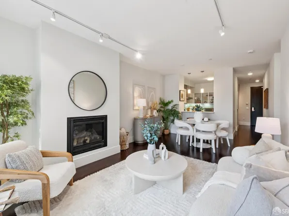 1355 Pacific Ave #204, San Francisco, CA 94109