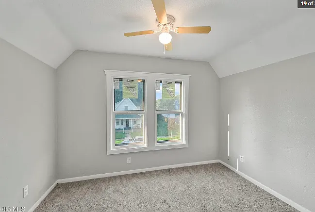 1219 Colburn St — Photo 19