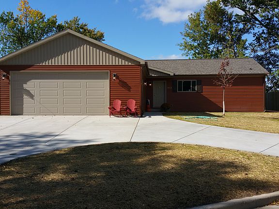 3rd image of 2622 W Palisades Dr