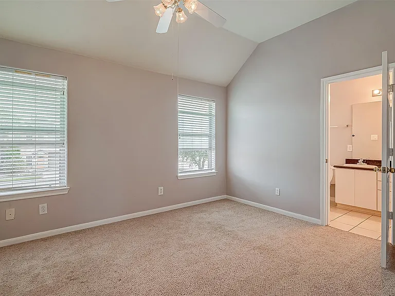 206 Sydnor St — Photo 24