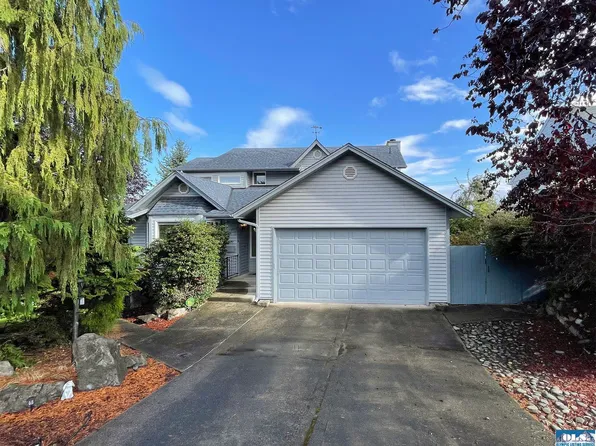 1009 E 9th St, Port Angeles, WA 98362