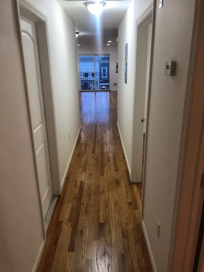 3 bed, 1225 sqft, $2,700 — Photo 1