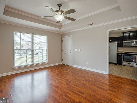 4th image of 113 Grandview Dr