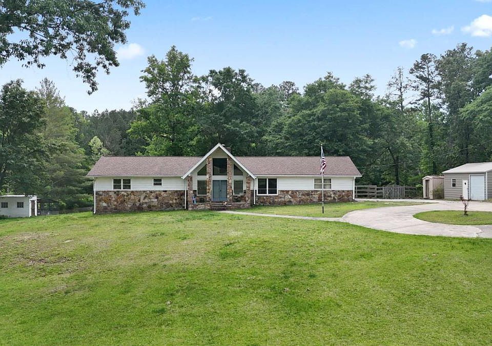 1st image of 1528 Old Cartersville Rd