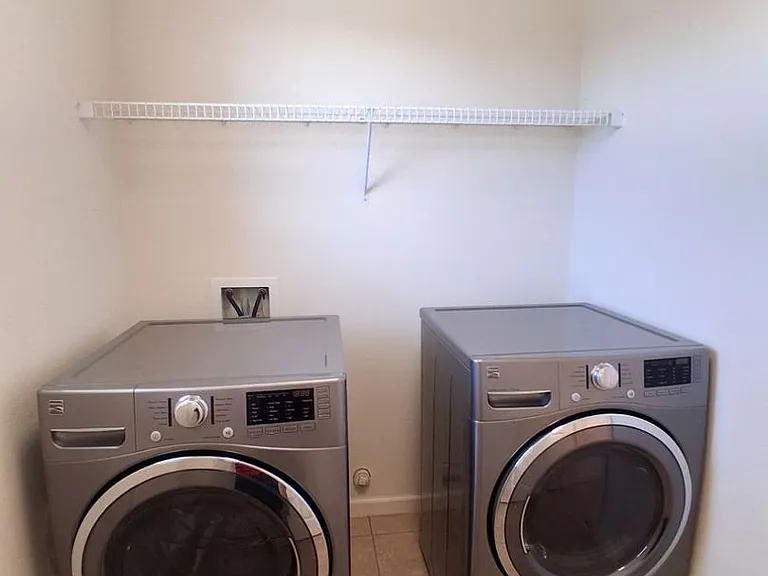 3813 Griffith Ave — Photo 17