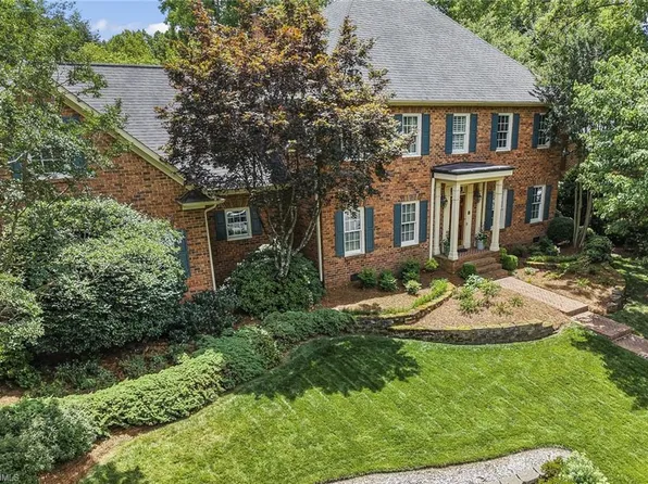 1457 Ridgemere Ln, Winston Salem, NC 27106