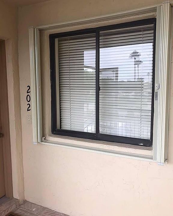1st image of 366 Lakeview Dr APT 202