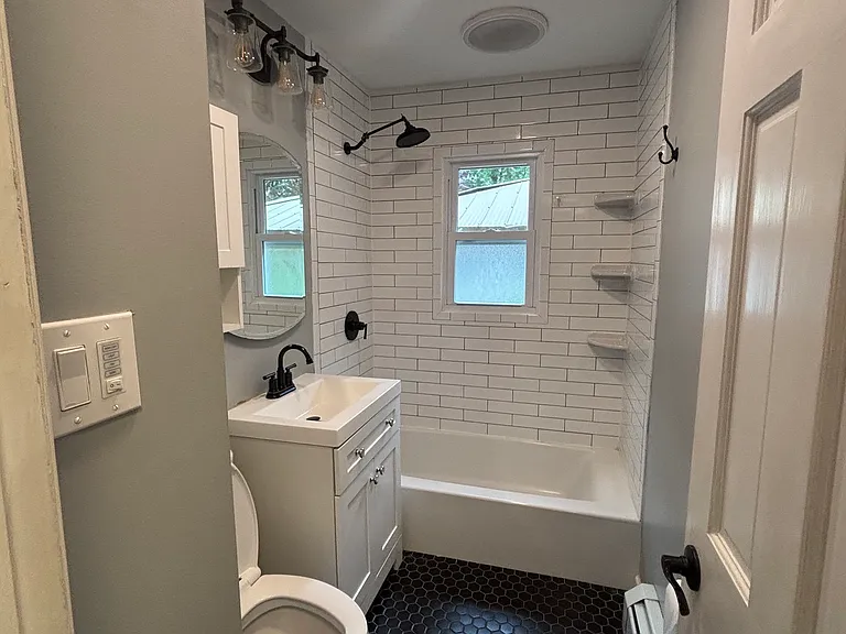 Maple Dr — Photo 8