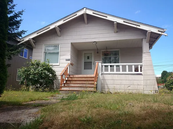 4027D California Ave SW, Seattle, WA 98116