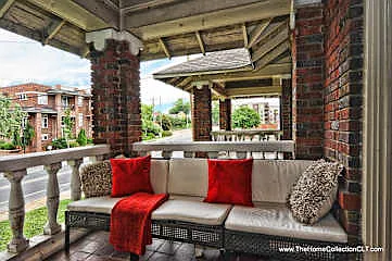 536 Hawthorne Ln — Photo 71