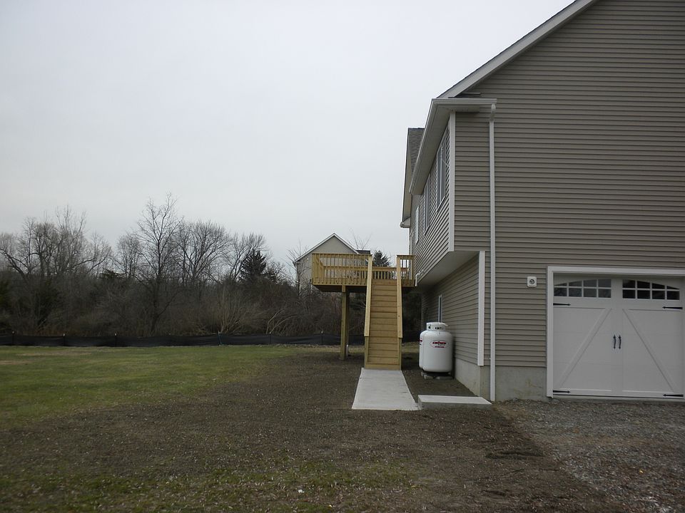 2nd image of 31 Brothers Rd