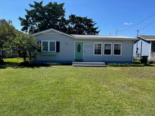305 22nd Ave N, North Myrtle Beach, SC 29582