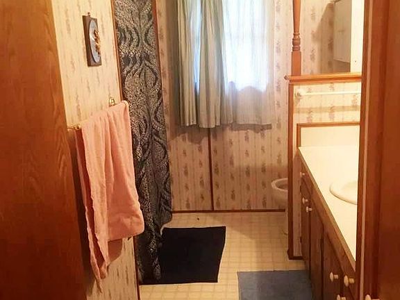 5th image of 16711 County Road 363