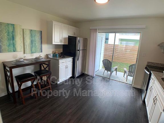 5th image of 7450 35th St N APT 1204