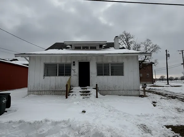 714 W Xenia Dr, Fairborn, OH 45324